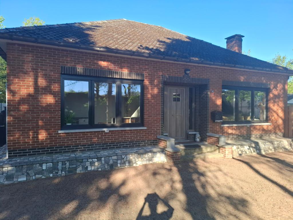 Sfeervolle recent gerenoveerde woning te koop in balen, Tickets & Billets, Loisirs | Autre