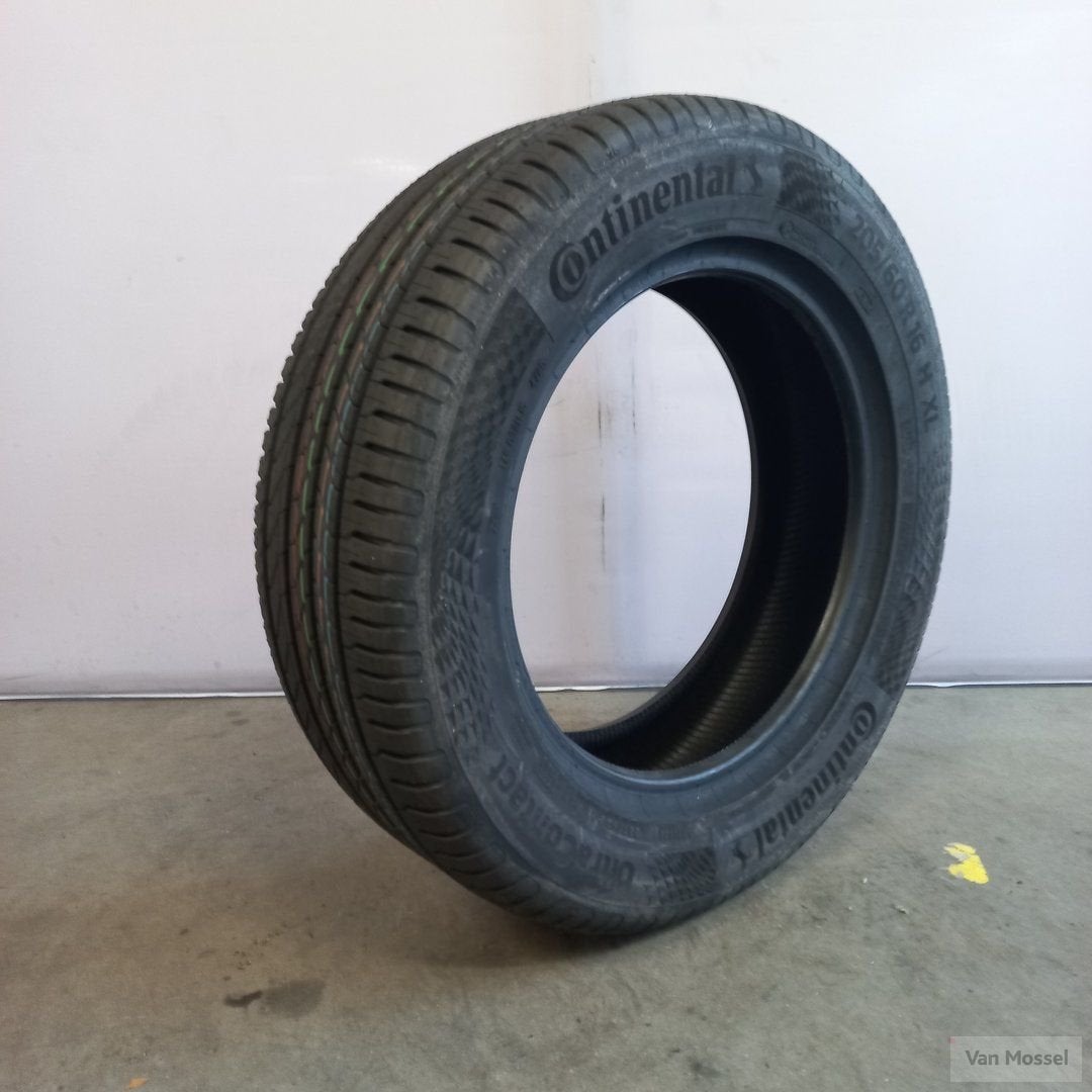 Continental Ultracontact 205/60/R16 96H, Gebruikt, -, Band(en), Zomerbanden