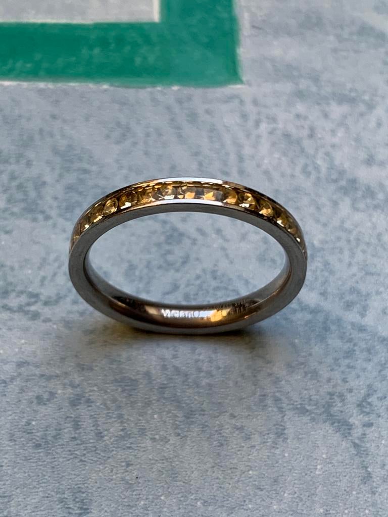 MelanO ring, Handtassen en Accessoires, Ophalen of Verzenden, Zo goed als nieuw