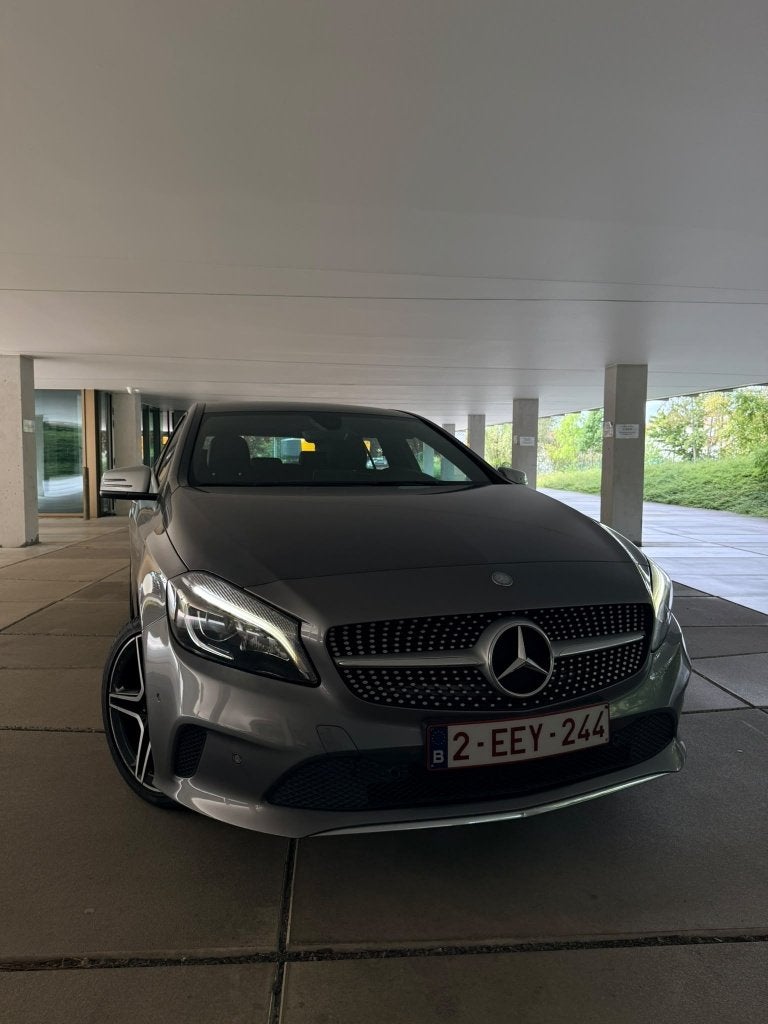 Mercedes-Benz A180 Diesel Automatique — 2016 — Euro 6b Rose, Autos, Cuir, Achat, Euro 6, Entretenue par le concessionnaire