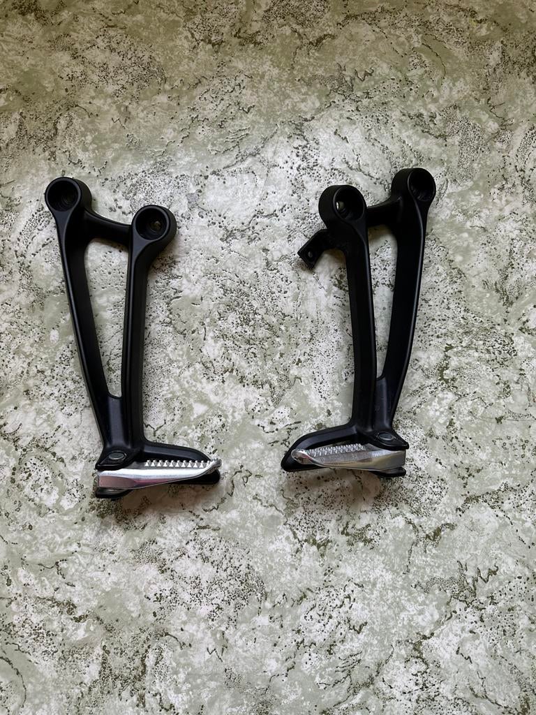 Repose-pieds passager Yamaha MT07, Motos, Naked bike, Neuf, Particulier