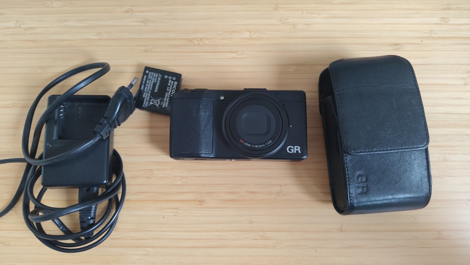 Ricoh GR I - 2013, TV, Hi-fi & Vidéo, Appareils photo numériques, Enlèvement ou Envoi, Batterie, Ricoh