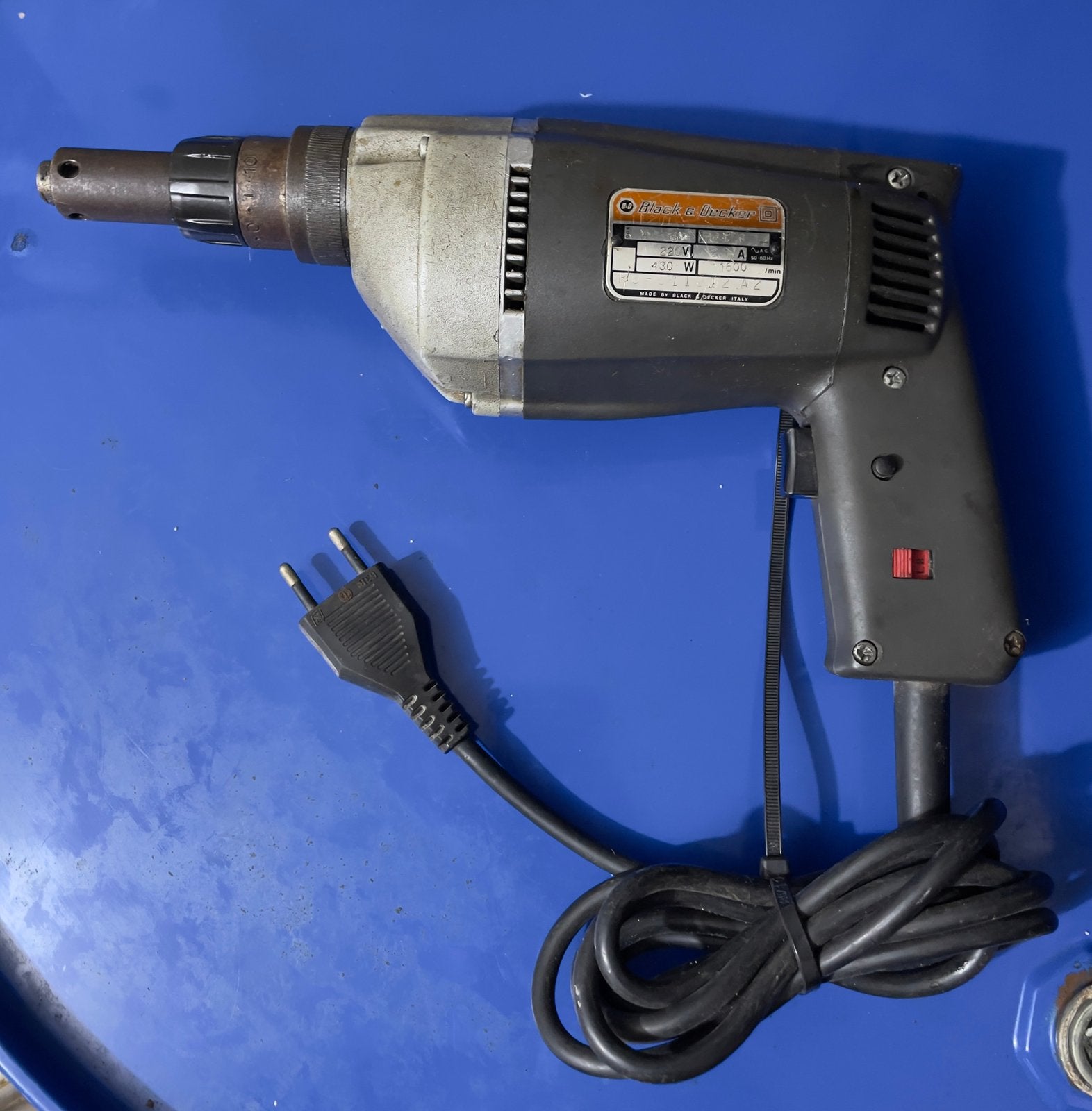 Black & Decker-boormachine, werkend, prijs: €10, Ophalen of Verzenden