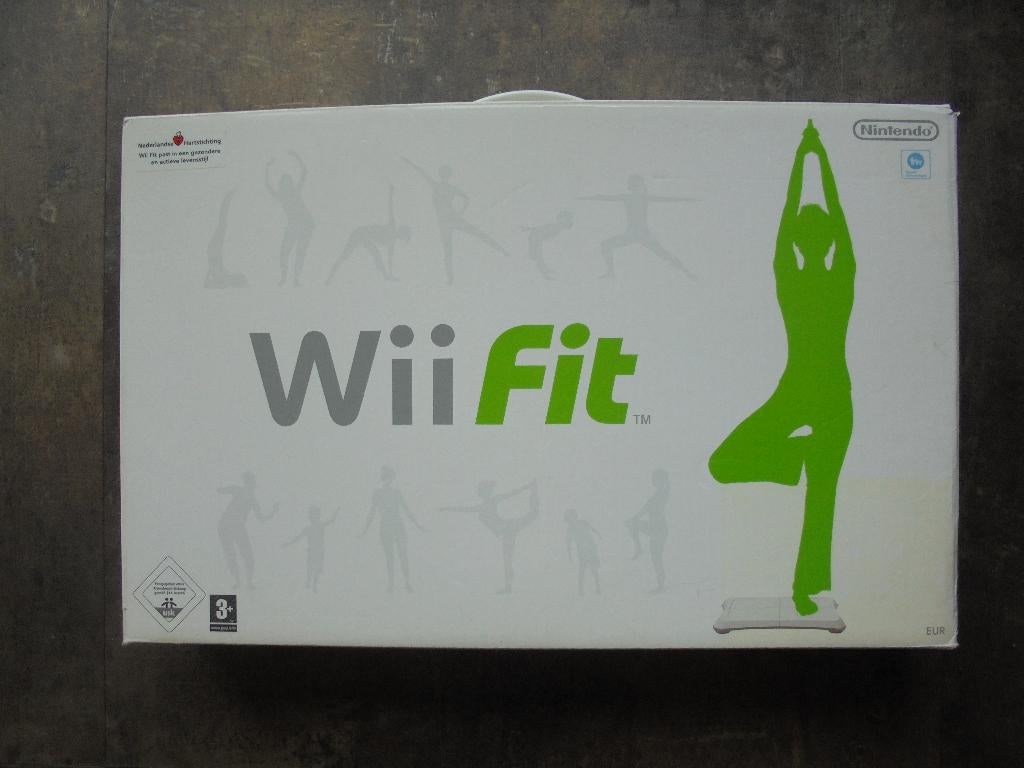 Wii Fit + Nintendo Balance Board voor Wii (zie foto's) II, Gebruikt, Verzenden, 1 speler, Vanaf 3 jaar