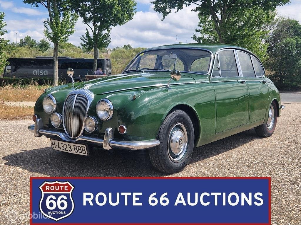Daimler V8-250 Saloon | 1968 | Route 66 Auctions, Autos, Oldtimers & Ancêtres, Entreprise, Achat, Autres marques, Essence, Autre carrosserie