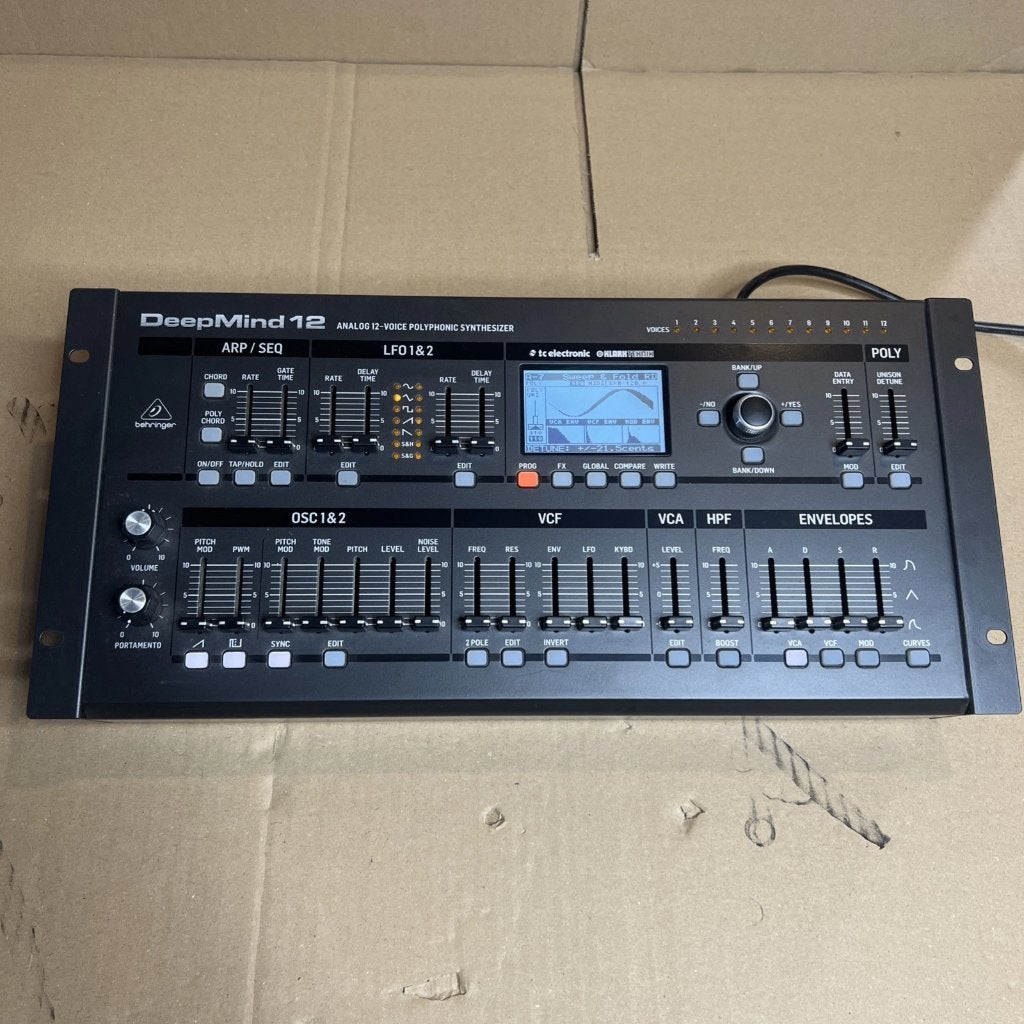 Synthétiseur de bureau Behringer DeepMind 12, Enlèvement ou Envoi, Utilisé, 10 à 20 canaux