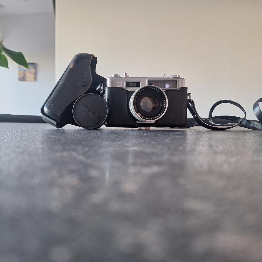 Yashica Electro 35 — Télémètre 35 mm vintage — f/1.7 Yashin, Enlèvement ou Envoi