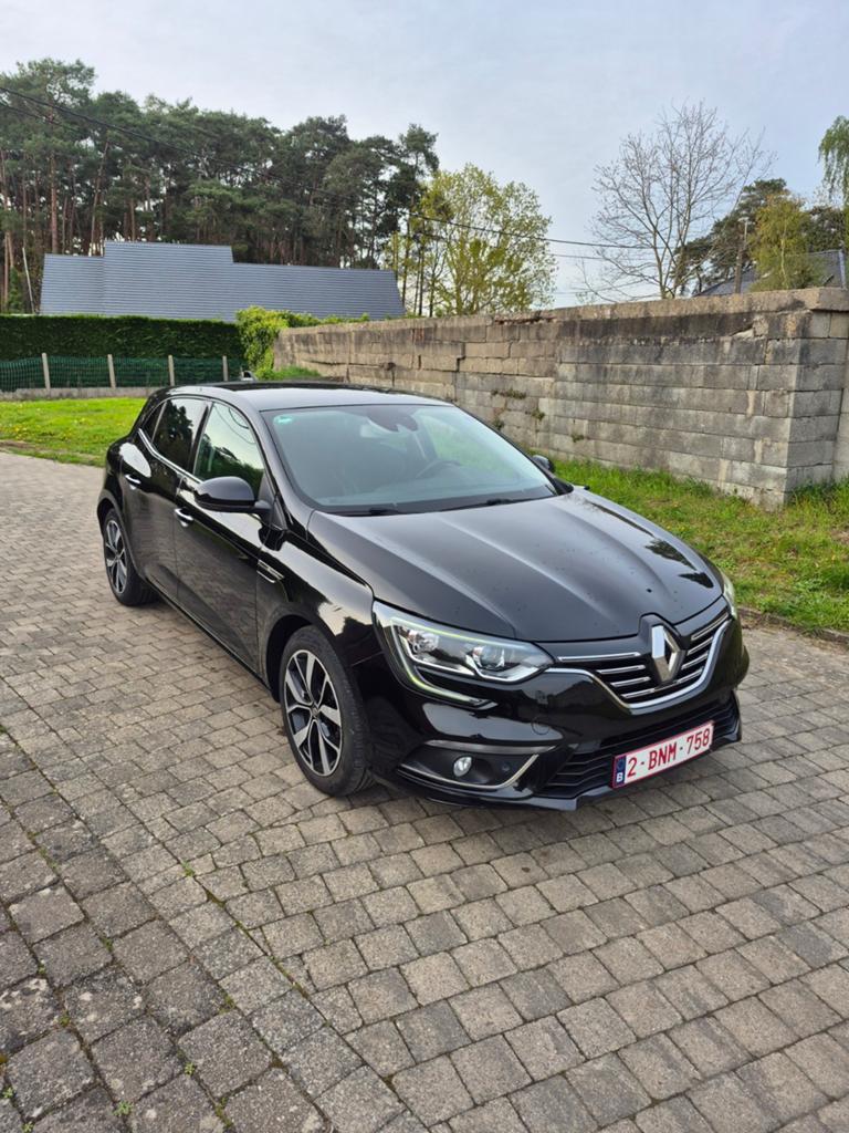 Renault megane bose edition 1.33tce edc (automaat) 140pk, Auto's, Renault, Particulier, Mégane, Achteruitrijcamera, Benzine, Euro 6