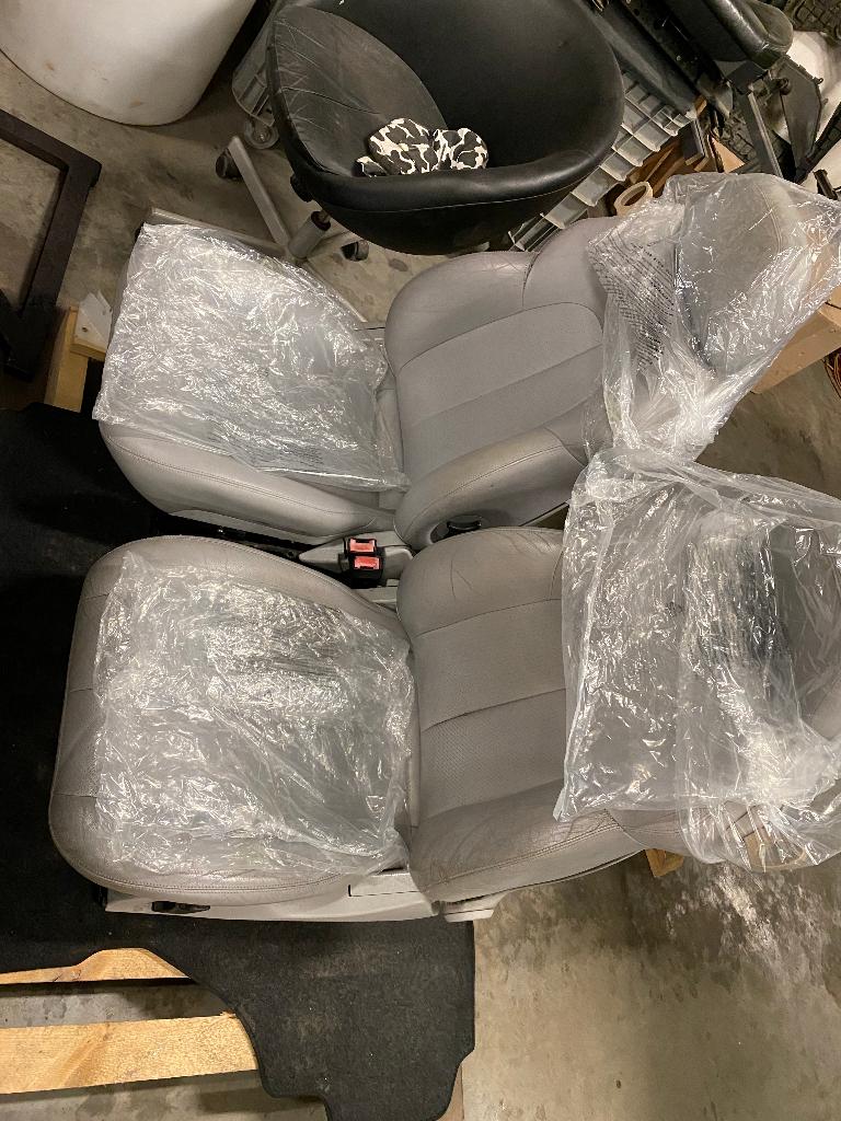 CLK interieur leder grijs elektr. + verwarming incl. modules, Auto-onderdelen, Interieur en Bekleding, Mercedes-Benz, Gebruikt