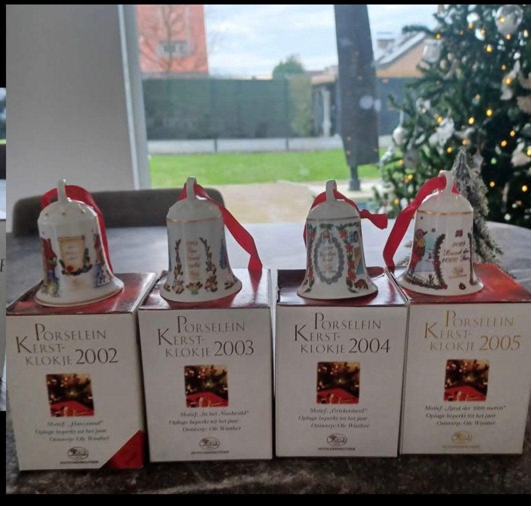 17 Porseleinen kerstklokken Hutschenreuther 1989 - 2005, Ophalen