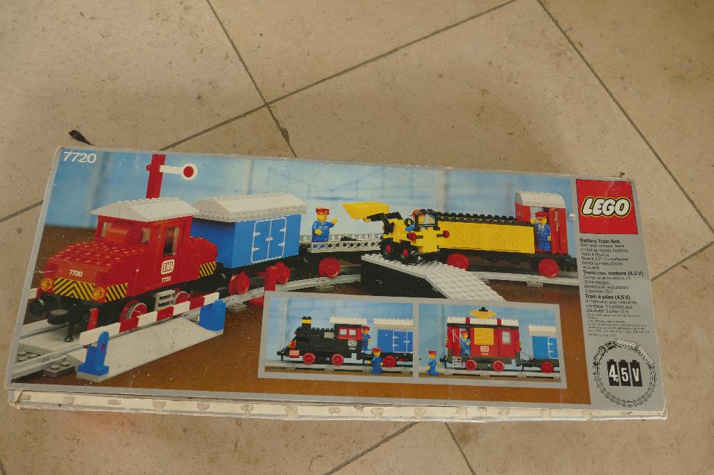 trein: 7720 vintage ( met doos), Kinderen en Baby's, Speelgoed | Playmobil, Gebruikt, Los Playmobil, Ophalen of Verzenden