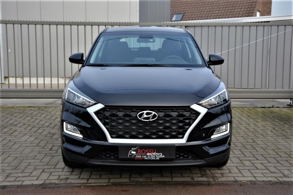 HYUNDAI TUCSON NAVI/CAMERA/CRUISE CONTROL, Auto's, Euro 6, Zwart, Bedrijf, Handgeschakeld