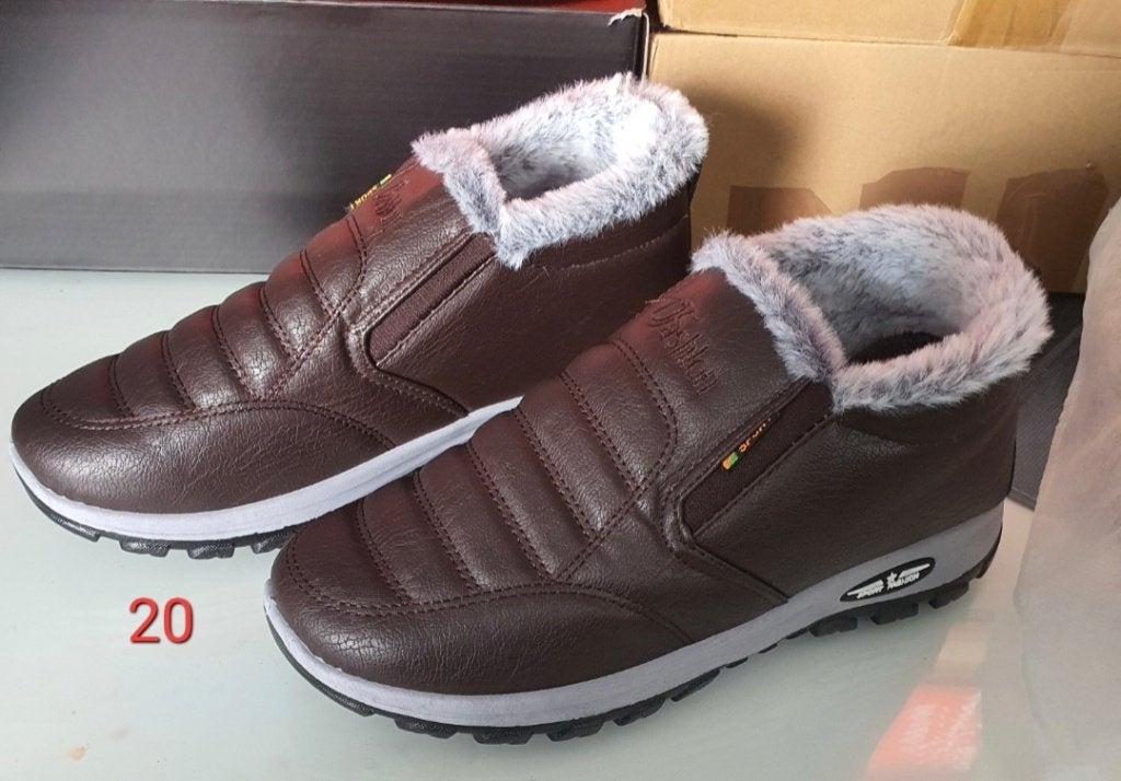 Warme Gevoerde unisex Enkelboots/Snowboots (bruin) Maat: 42, Vêtements | Femmes, Neuf, Enlèvement ou Envoi, Brun, Bottes de neige