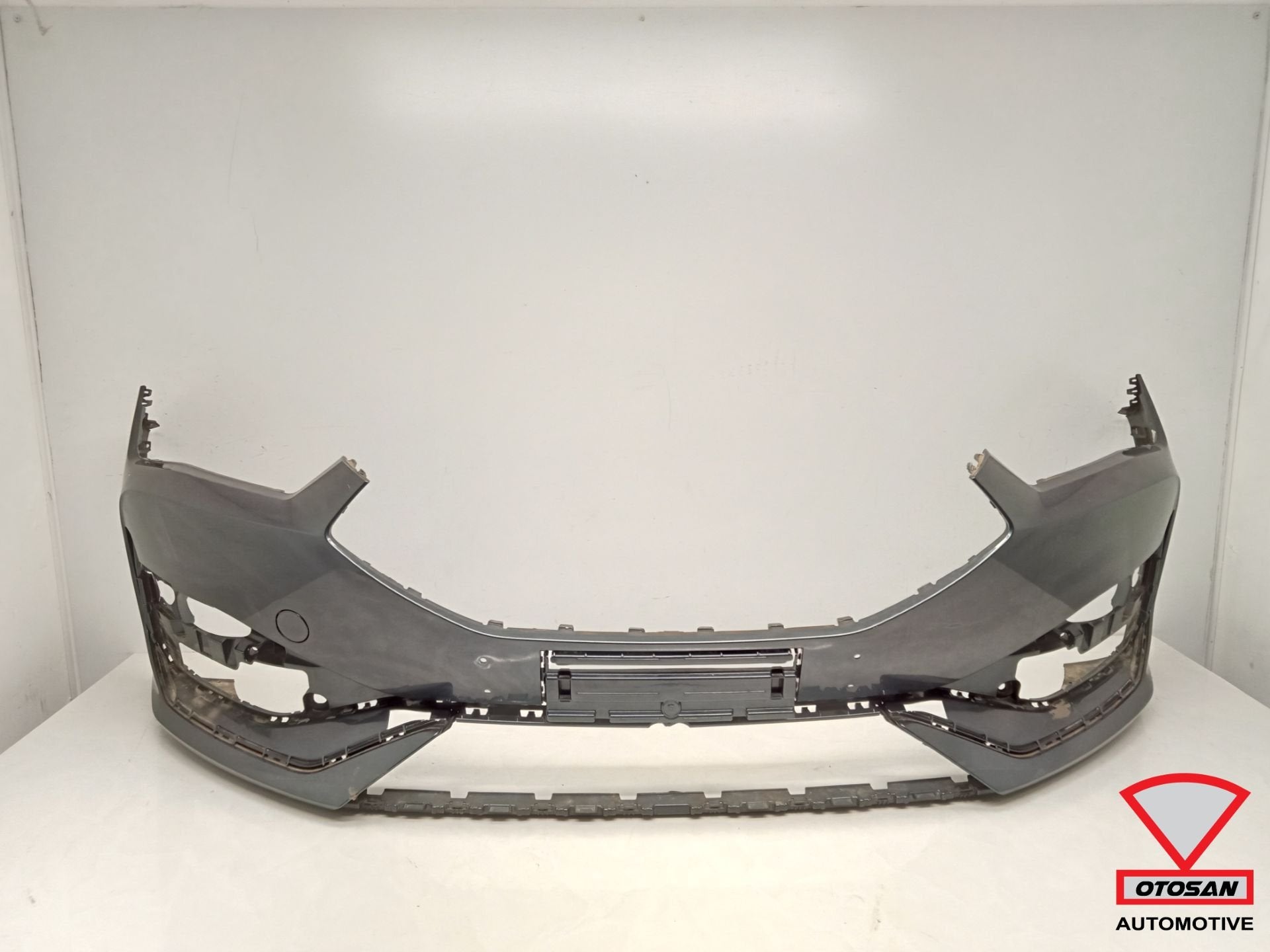 Pare-chocs avant d'origine pour Seat Leon 4 FR Cupra 2019+, Pare-chocs, Autovia A-2, Km 585 585
08760  Martorell, ES, SEAT S.A.
