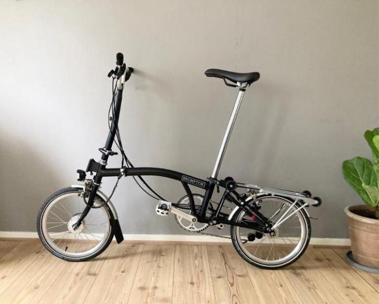 Brompton H6RN Black 6 versnellingen verlichting dynamo,, Fietsen en Brommers, Ophalen, Brompton, 14 tot 16 inch, Versnellingen