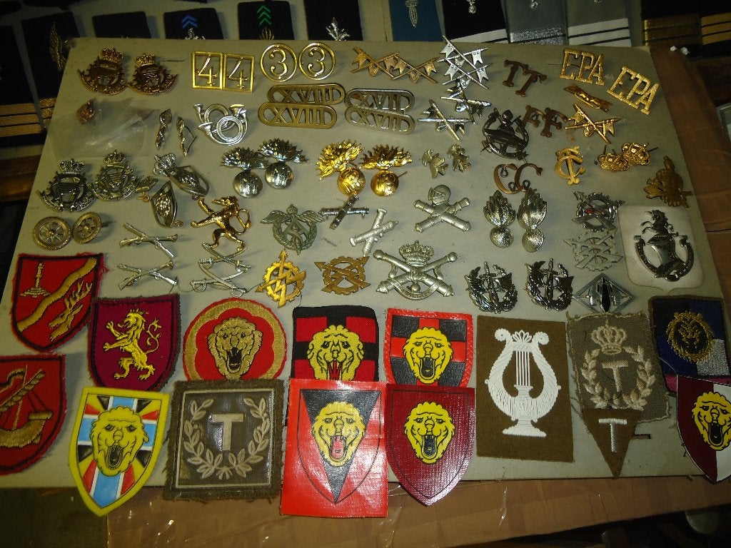 lot insigne force terrestre, Collections, Enlèvement ou Envoi, Armée de terre, Emblème ou Badge