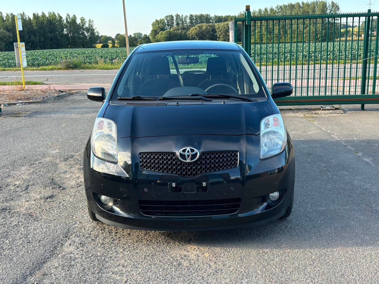 Toyota Yaris 1.3 essence boite automatique airco, Autos, Rétroviseurs électriques, 1298 cm³, 4 portes, Entreprise