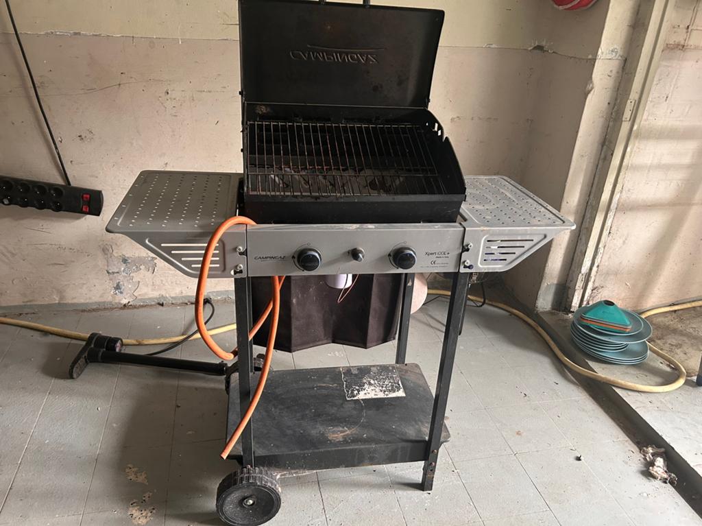 Gasbarbecue Campingaz, Ophalen, Zo goed als nieuw