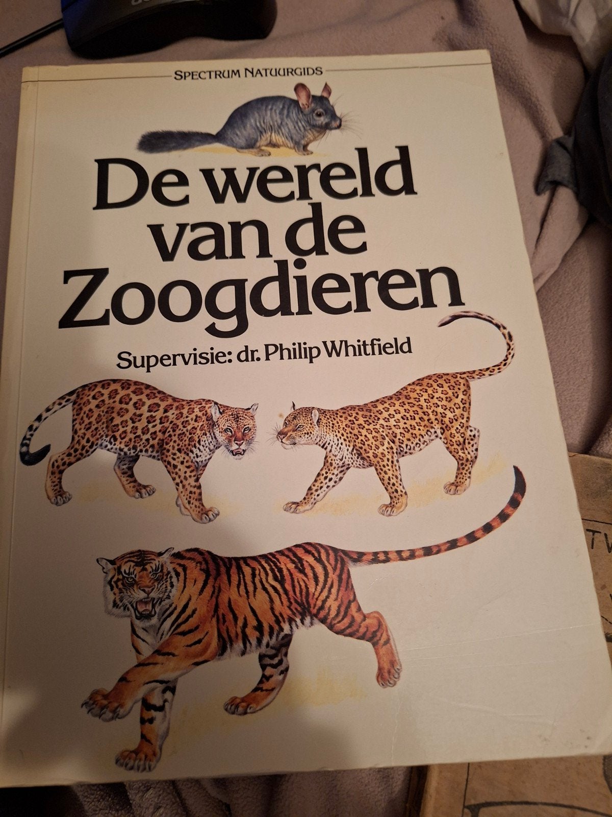 de wereld van de zoogdieren    spectrum natuurgids, Boeken, Ophalen of Verzenden