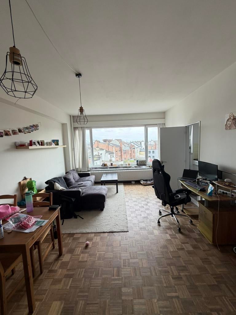 Mooie lichtrijke studio met gepantserde deur., 50 m² of meer, Antwerpen (stad)