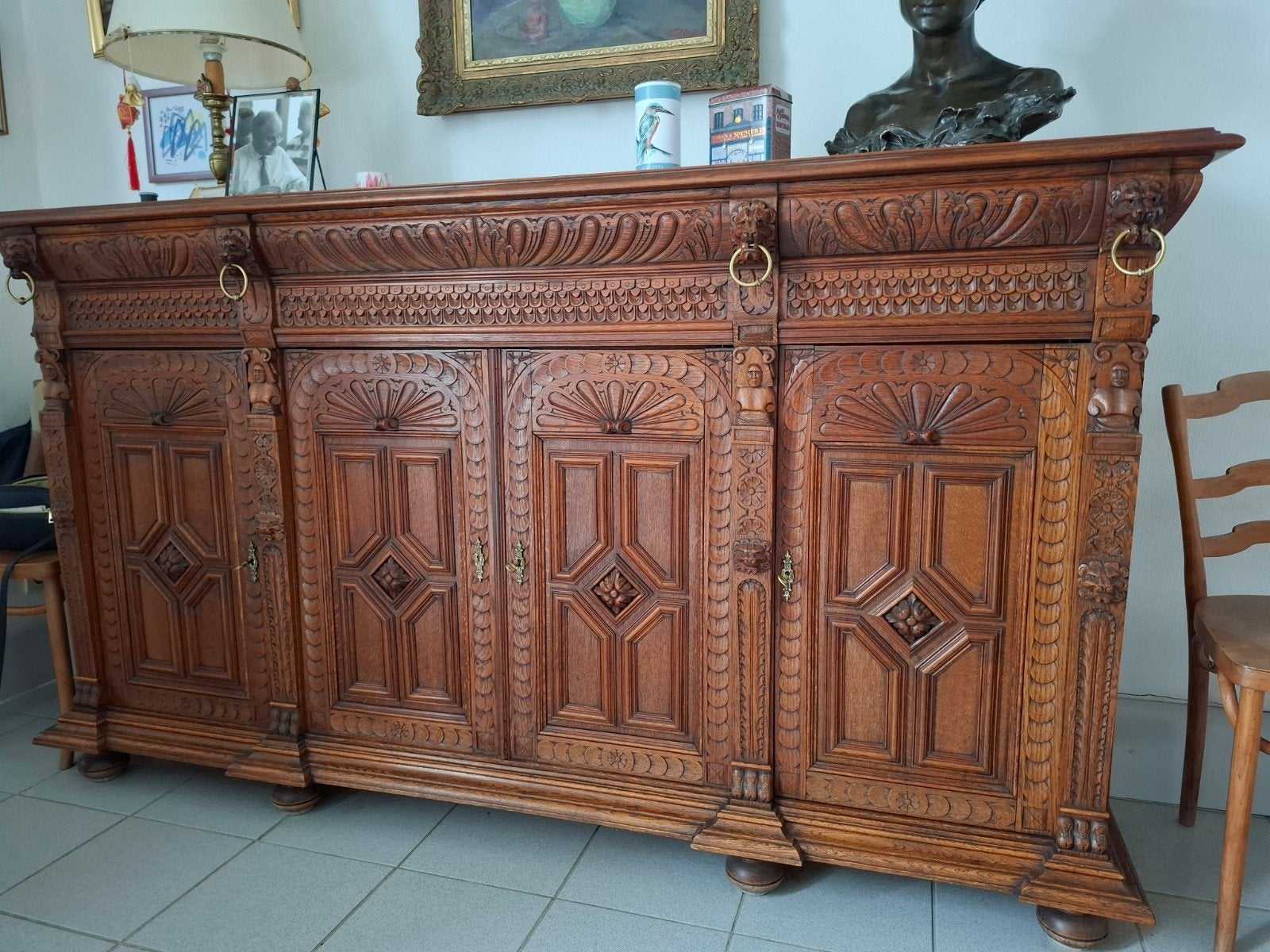 mechelse kast, Ophalen