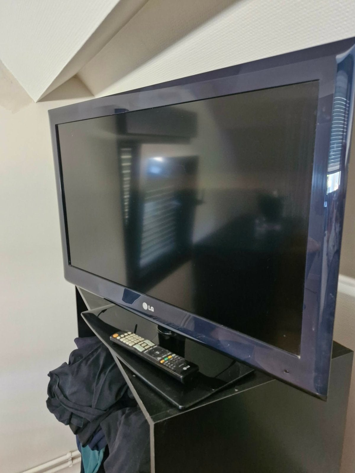 LG 32 inch LCD-tv - model 32LE4500, Audio, Tv en Foto, Televisies, Ophalen, Zo goed als nieuw, LCD, LG