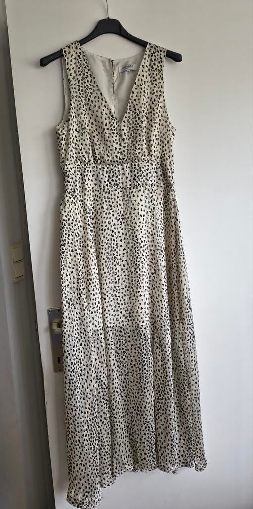 Jurk Morgan de Toi (maat 40), Vêtements | Femmes, Robes, Taille 38/40 (M), Beige, Enlèvement, Sous le genou