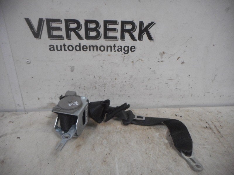 CEINTURE DE SECURITE ARRIERE DROITE BMW 3 serie (E90), Utilisé, BMW, Petuelring 130
80809  München, DE, Bayerische Motoren Werke AG