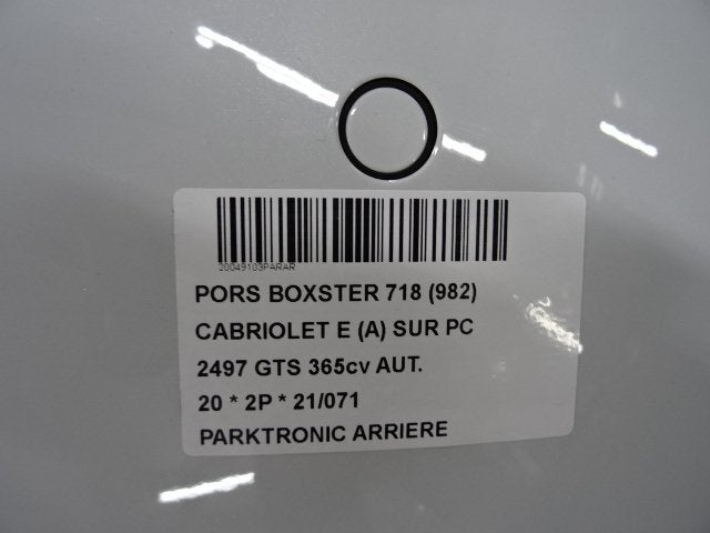 CAPTEUR AIDE AU STATIONNEMENT Porsche 718 Boxster (982), Porsche Deutschland GmbH, Porscheplatz 1
70435  Stuttgart, DE, Porsche