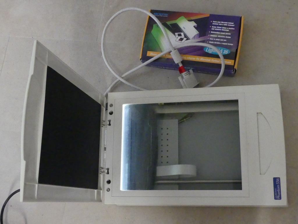 Scanner Microtek, Gebruikt, Ophalen of Verzenden, Overige, Flatbedscanner