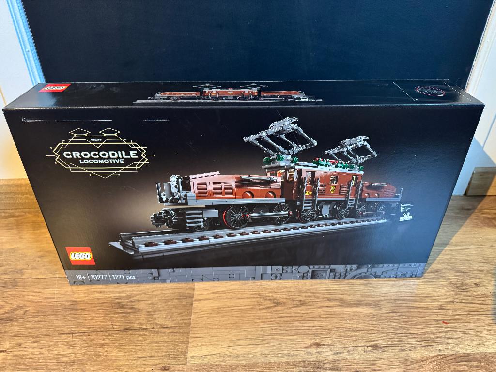 LEGO - 10277 - CROCODILE LOCOMOTIVE - NIEUW, Lego, Nieuw, Ophalen of Verzenden, Compleet