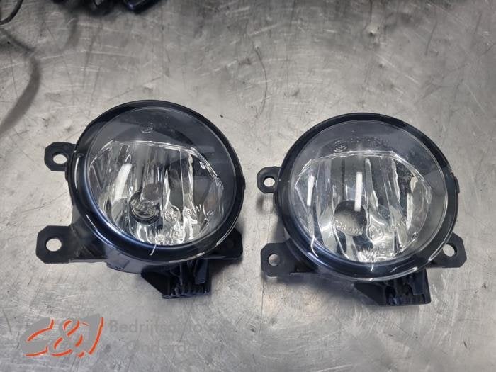 Mistlampen set compleet van een Toyota Pro-Ace City, Gebruikt, -, -, Ophalen of Verzenden
