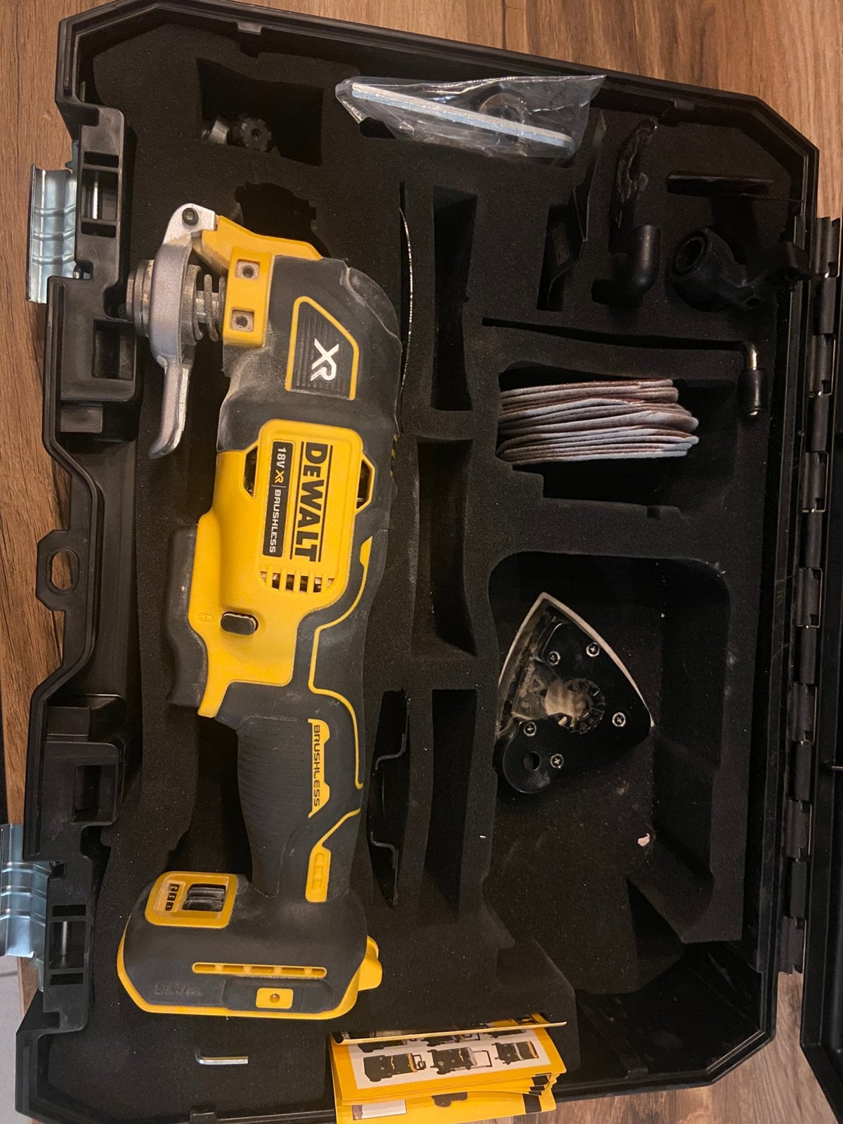 DeWalt DCS356NT 18V XR Brushless Multitool + TSTAK koffer, Ophalen, Zo goed als nieuw