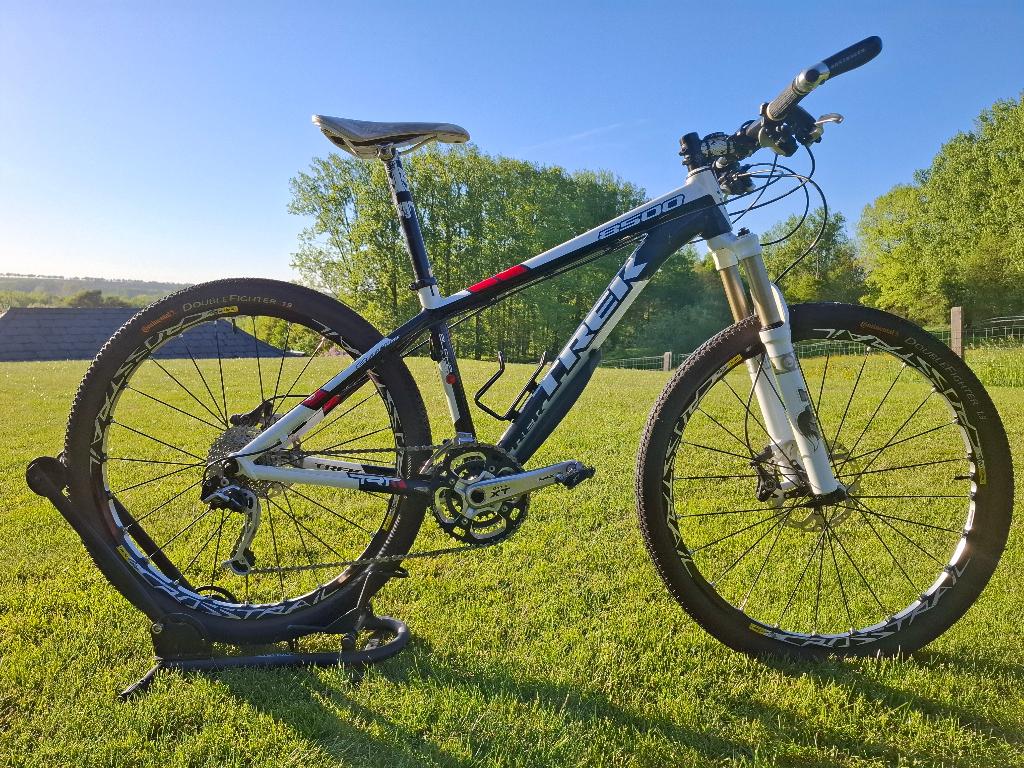 Vélo de montagne TREK 8500, Enlèvement, Utilisé, Hommes, Frein à disque