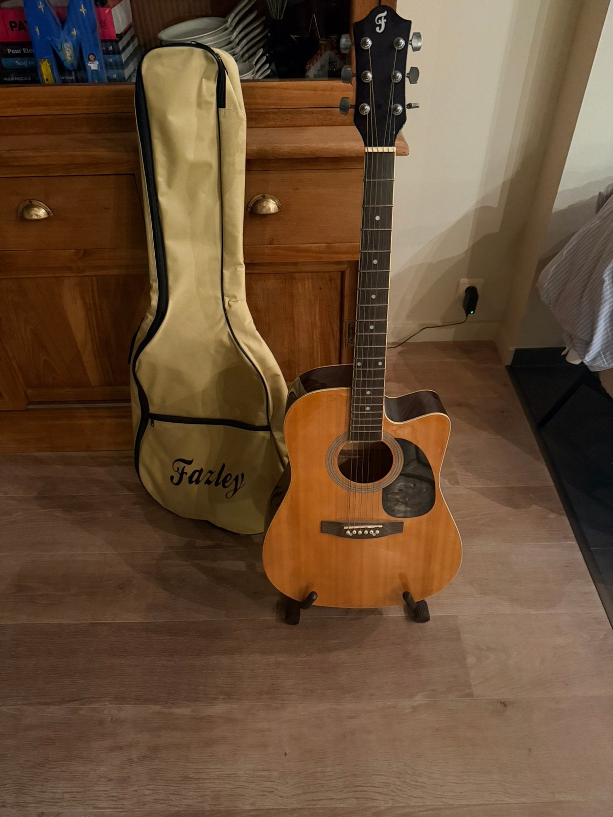 Fazley akoestische gitaar, Muziek en Instrumenten, Ophalen, Zo goed als nieuw