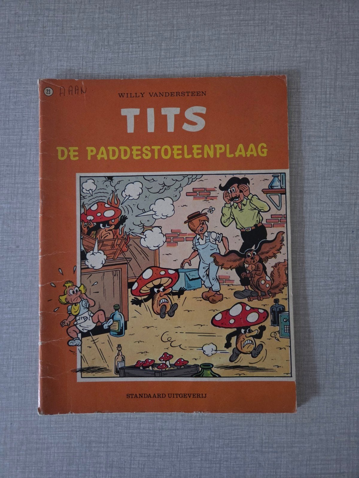 Tits 23, 1ste druk., Gelezen, Willy Vandersteen, Eén stripboek, Ophalen of Verzenden