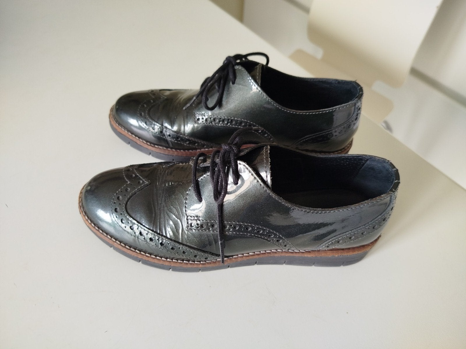 Damesschoenen Essential maat 37, Ophalen of Verzenden