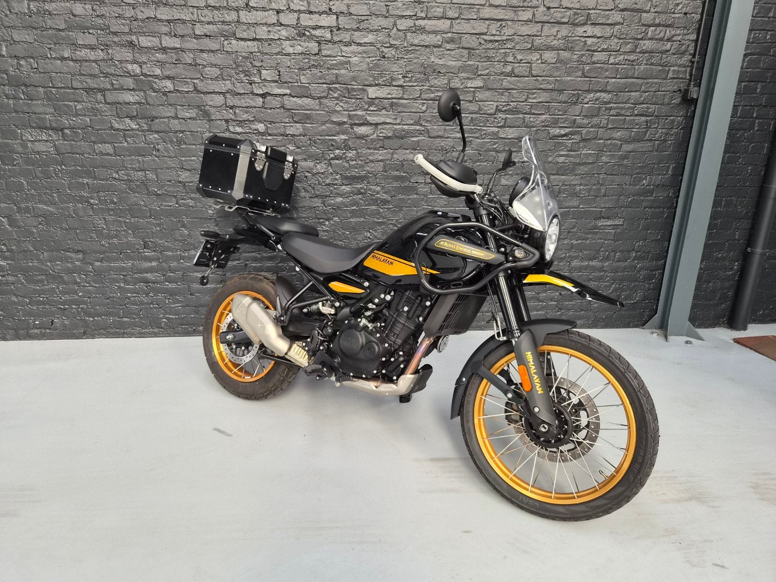 Royal Enfield Himalayan 450 - A2 - 1.000km - Nieuwstaat, Motoren, Occasion, Bedrijf, 451 cc, Enduro