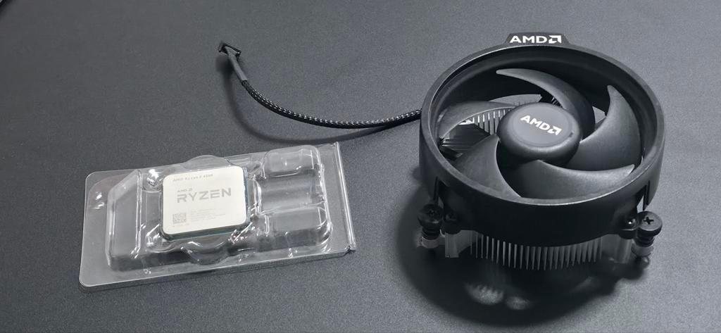 AMD ryzen 5 4500 with heatsink, Computers en Software, Processors, Ophalen, Zo goed als nieuw