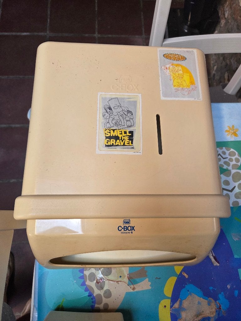 Distributeur papiers wc, Enlèvement, Utilisé