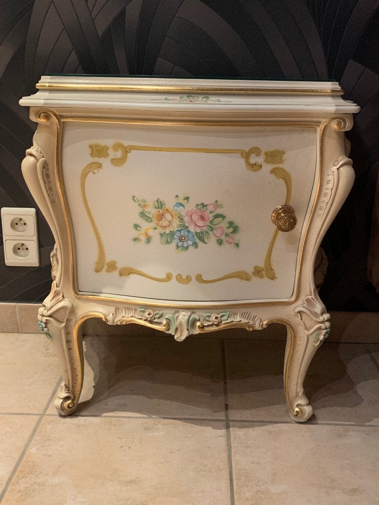 2 orig. SILIK nachtkastjes Italiaans barok/Rococo handbesch, Ophalen