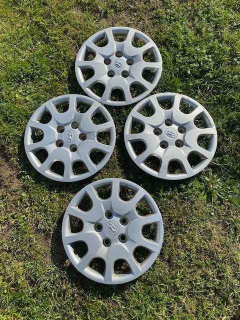 Hyundai 15 duim/inch wieldoppen wielschelen, Ophalen, Zo goed als nieuw