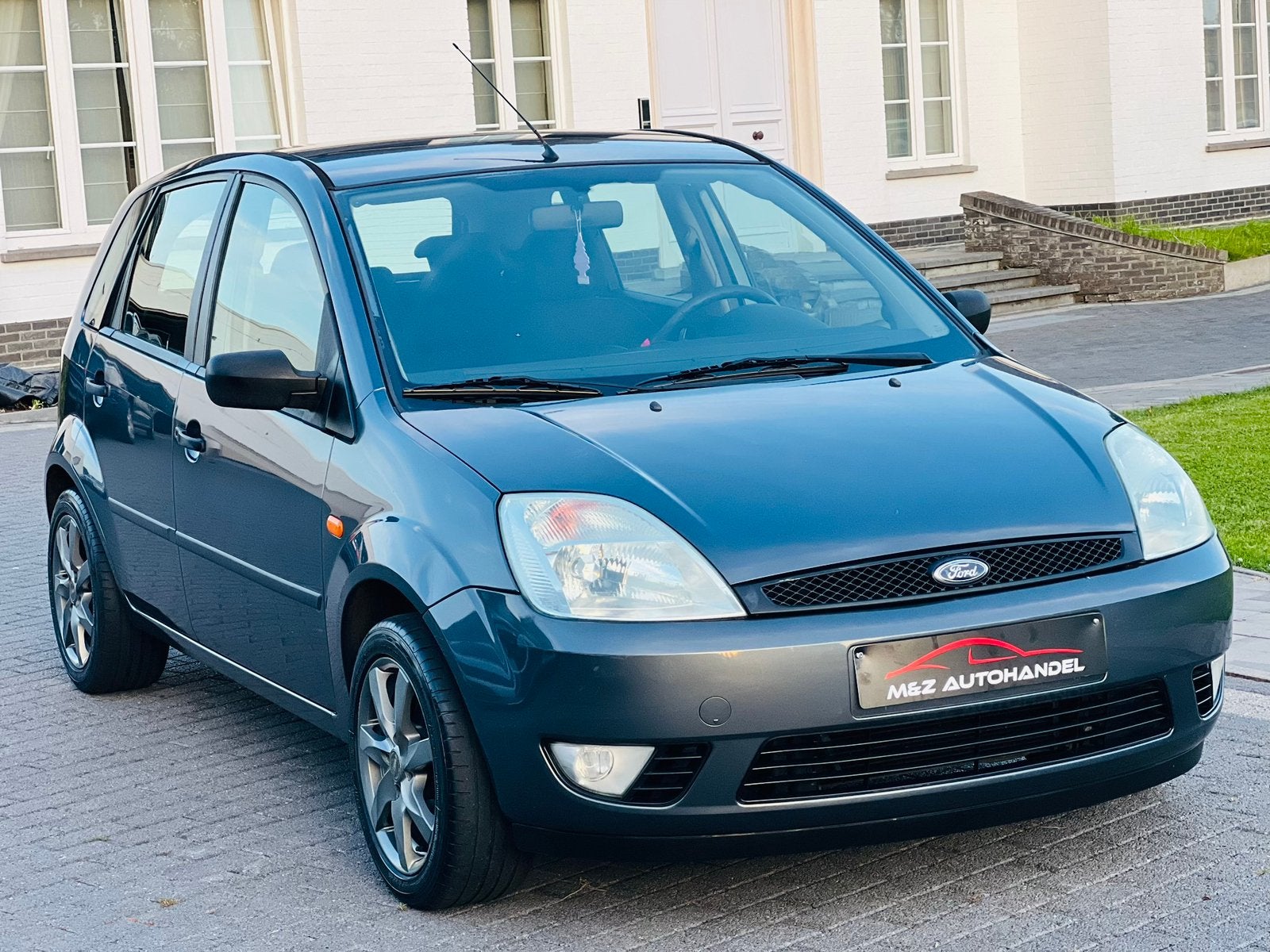 Ford Fiesta 1.3i * Benzine * Automaat * 109.000 Km * 5 Deurs, Automaat, Parkeersensor, Bedrijf, Euro 4