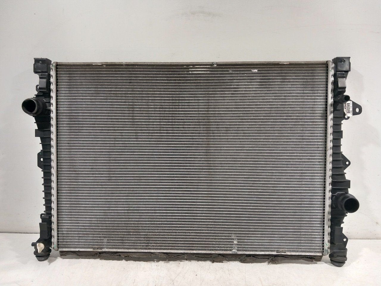 Radiateur Land Rover Discovery, Onderdelen@venauto.nl, Van der Ven Autorecycling B.V., Land Rover, Ettenseweg 76, 4706 PB Roosendaal, The Netherlands