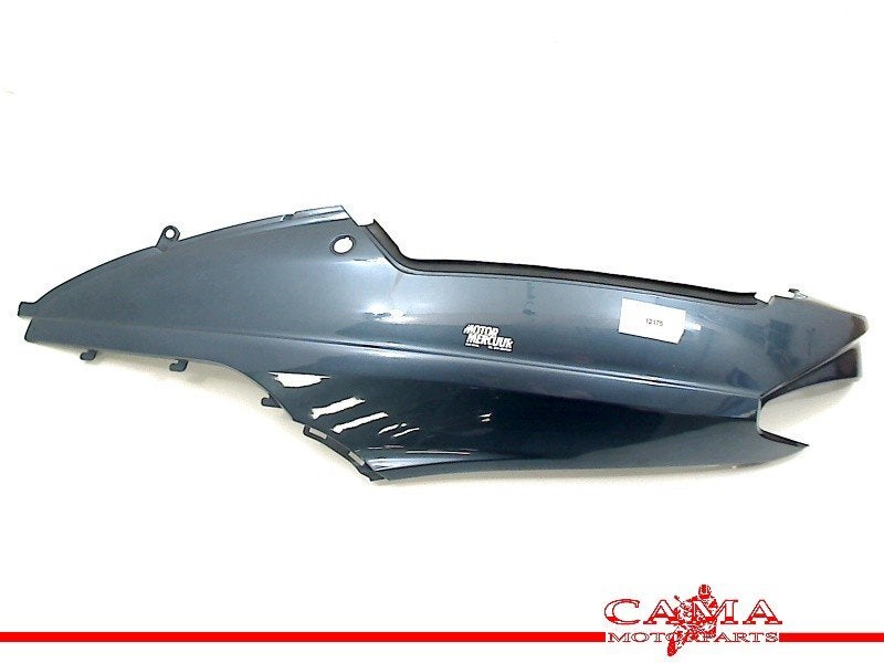QUEUE DE CARENAGE GAUCHE AN 400 Burgman 1998-2000 (AN400), Dhr. S. di Majo, Utilisé, Info@cama-motorparts.nl, P.J. Troelstraweg 8 8
3144 CX  MAASSLUIS, NL