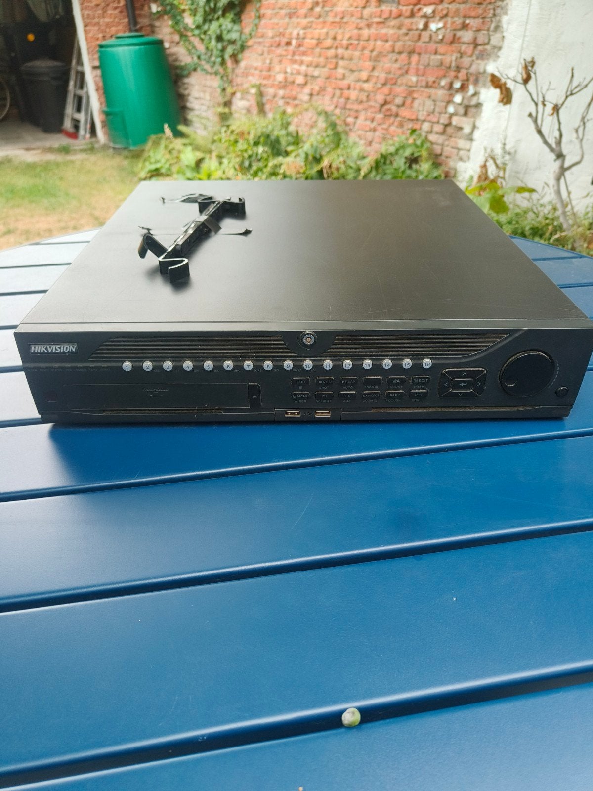 Hikvision 64chan nvr recorder, Ophalen