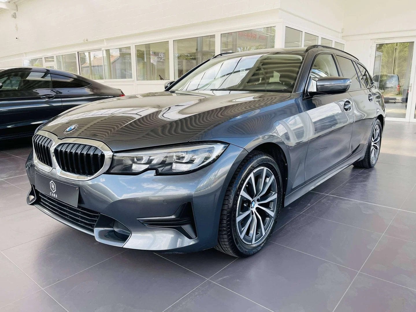 BMW 3 Serie 318 iA * GARANTIE + COCKPIT + LED + GPS PRO + CU, Argent ou Gris, Achat, Euro 6, 5 portes