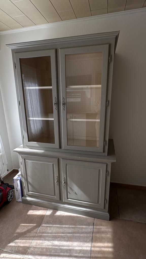 Grene kast, Huis en Inrichting, Ophalen, Zo goed als nieuw