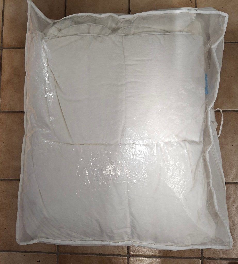 couette, Autres marques, Comme neuf, Enlèvement, Duvet et Plumes
