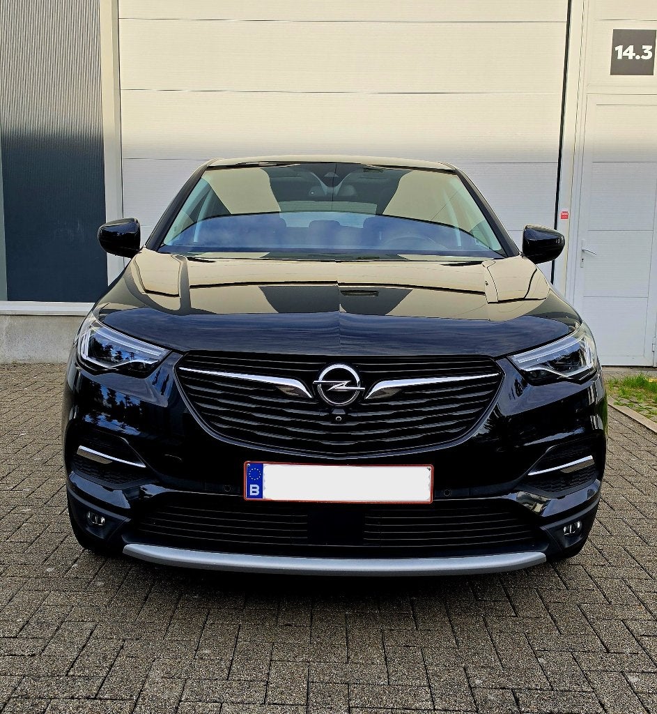 Opel Grandland X - zwart - leder - camera - panoramisch dak, Auto's, 1199 cc, Zwart, Leder, 96 kW